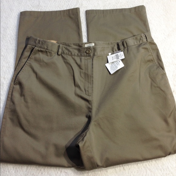 L.L. Bean Plus Size Wrinkle Free Pants - Picture 3 of 8
